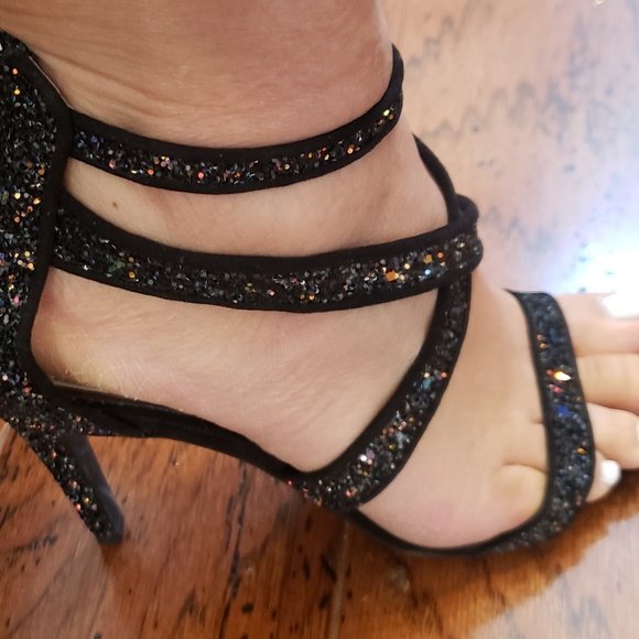 Jessica Simpson Black Glitter Heels - Picture 5 of 8